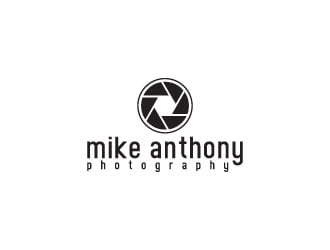 Mike Anthony Photography logo design by aryamaity